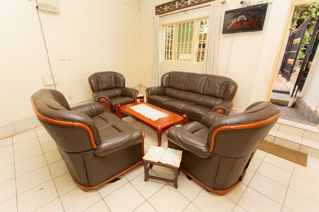 City Valley Motel Кигали Екстериор снимка