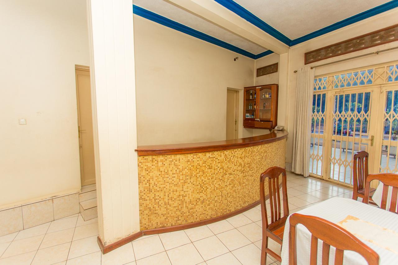City Valley Motel Кигали Екстериор снимка